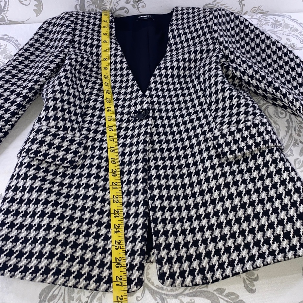 Express Tweed Jacket Blazer Button
Jacquard Woven Wool Blend - Picture 3 of 11